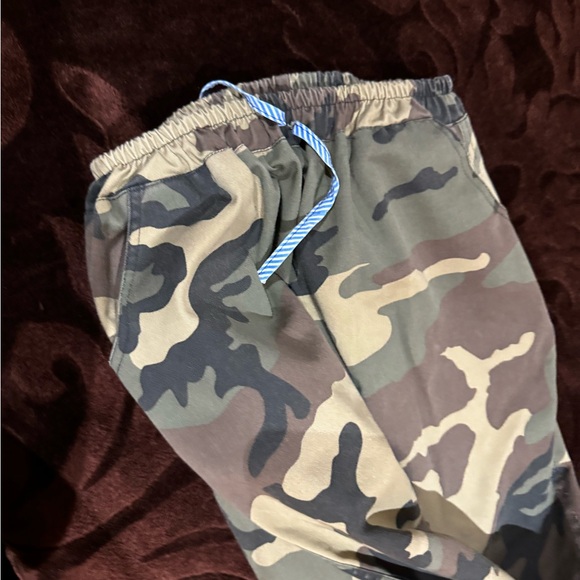 Camo jogger size small - Picture 3 of 4